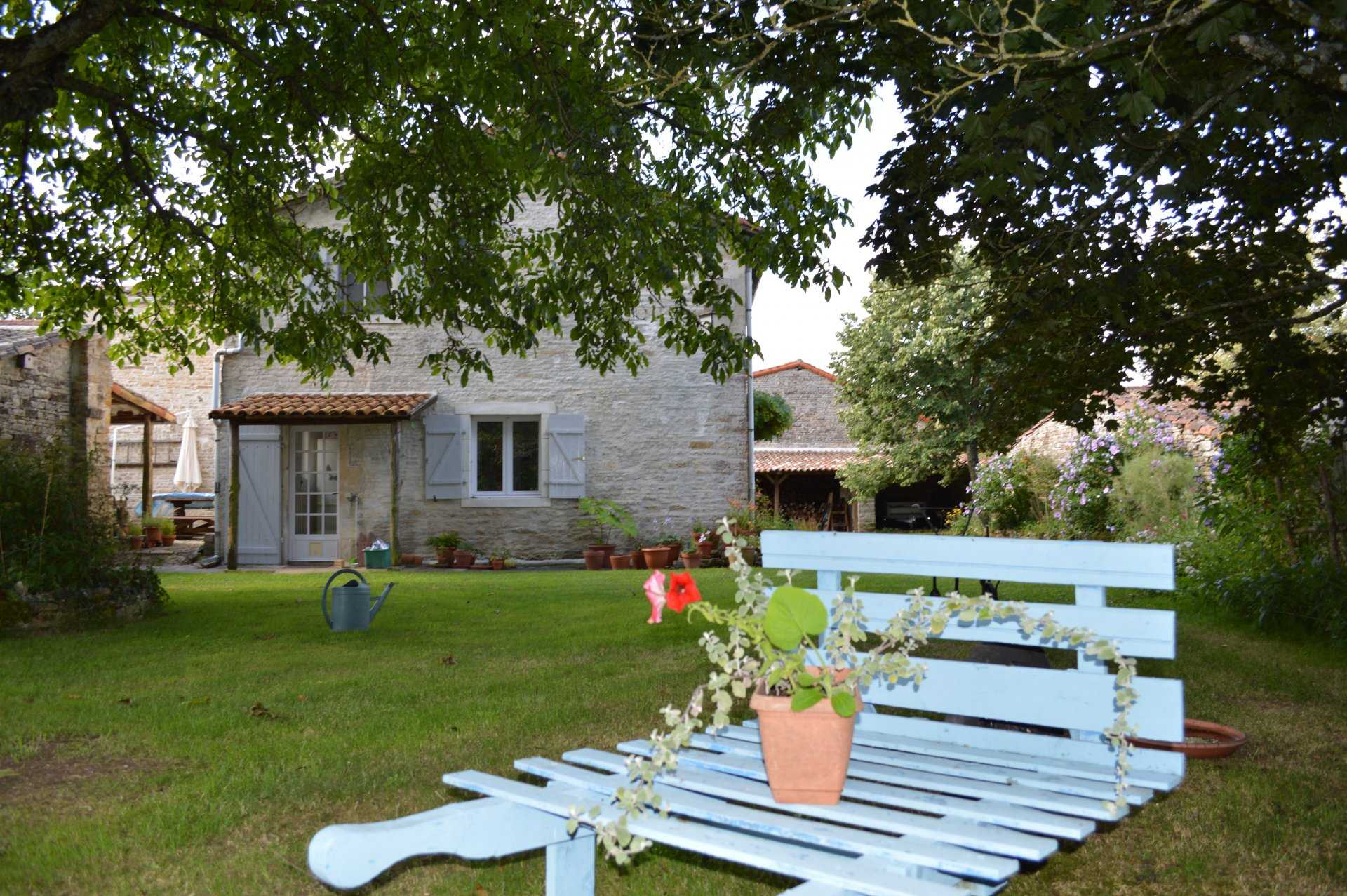 casa no Vanzay, Nouvelle-Aquitaine 10990792