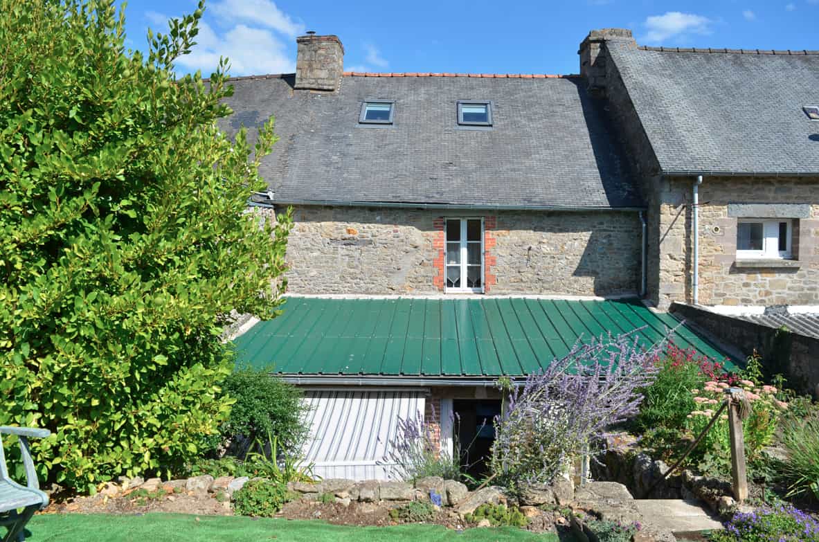 House in Le Mené, Brittany 10990968