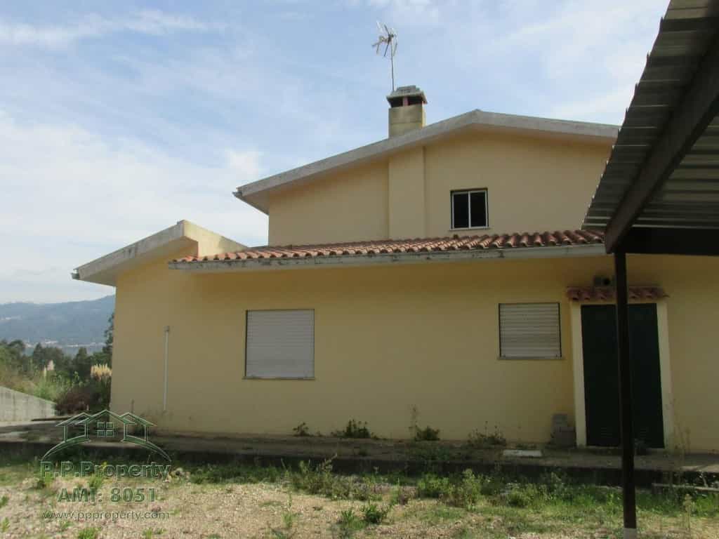 Huis in Miranda do Corvo, Coimbra District 10991194