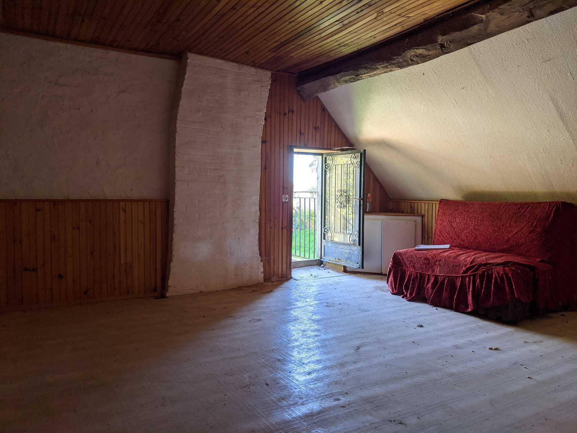 Dom w La Trimouille, Nouvelle-Aquitaine 10991218
