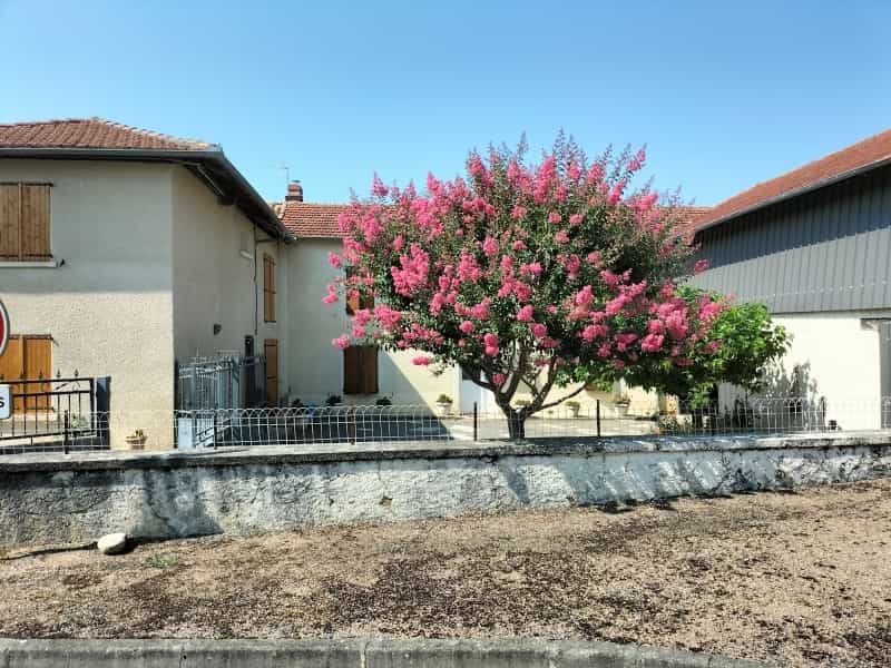 Будинок в Lannemezan, Occitanie 10991395
