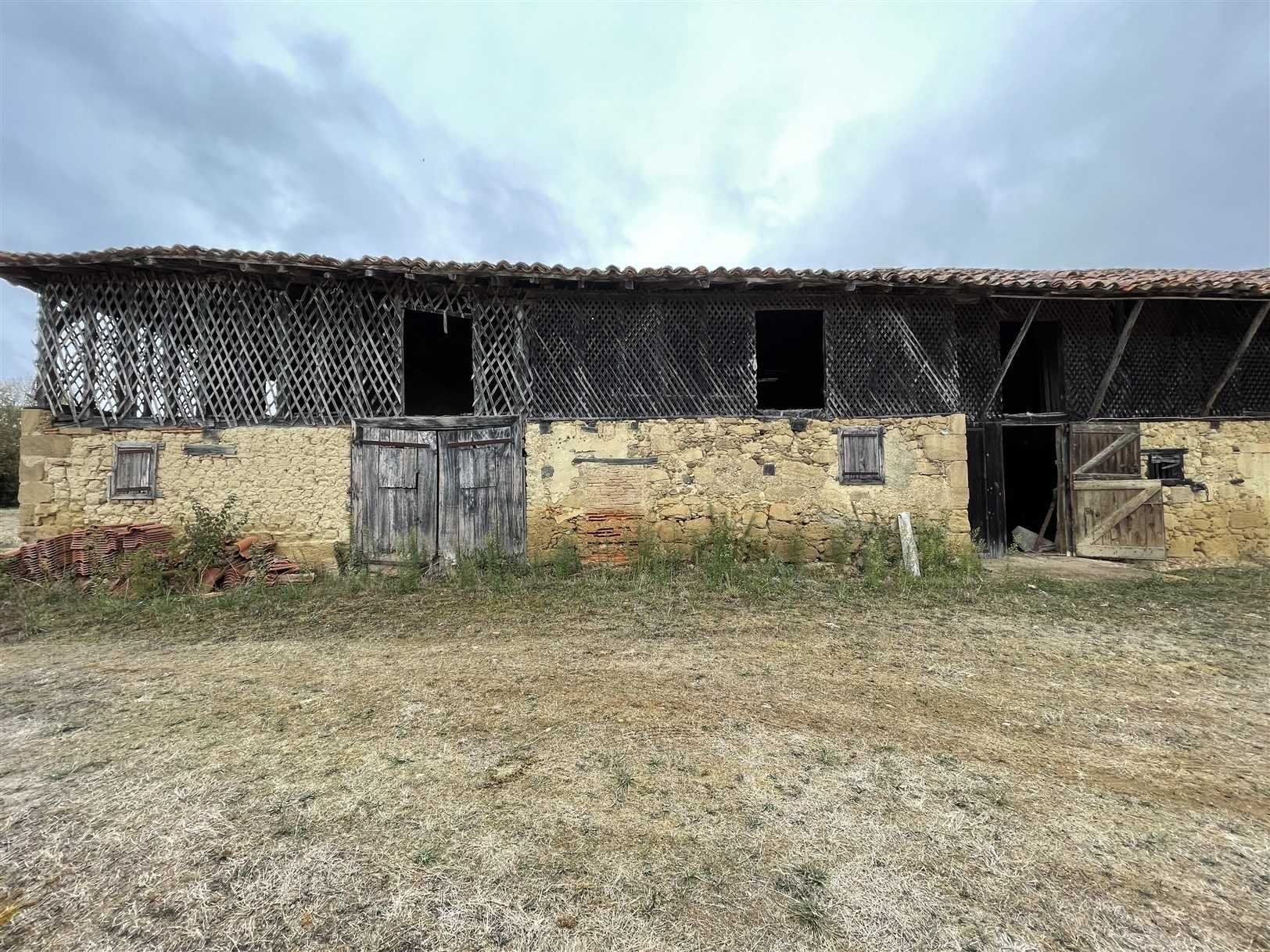 жилой дом в Masseube, Occitanie 10991479