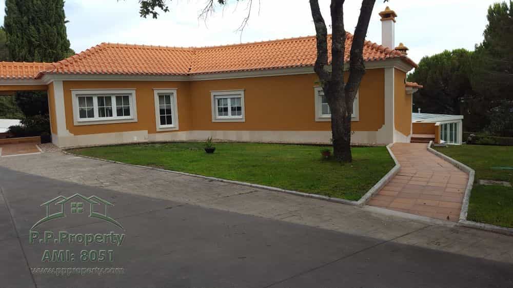 Casa nel Ourém, Santarém District 10991493
