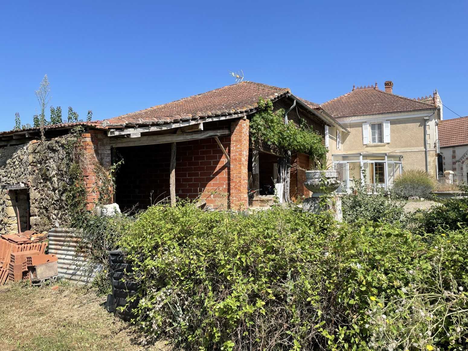 жилой дом в Miélan, Occitanie 10991511