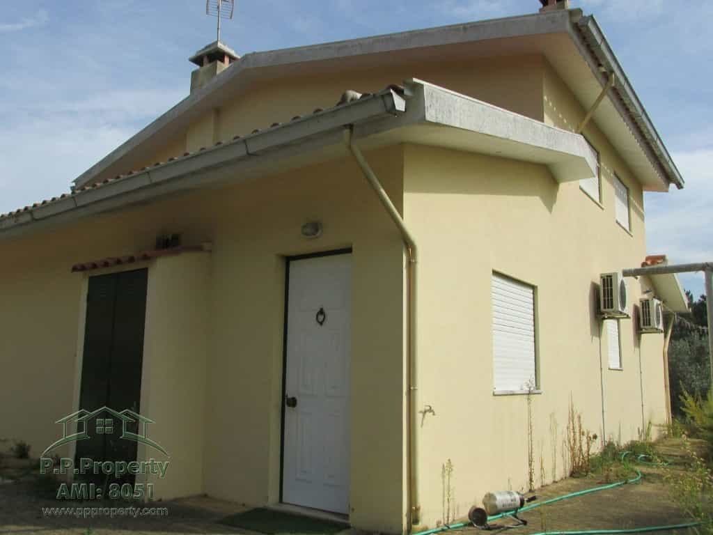Huis in Miranda do Corvo, Coimbra District 10991514
