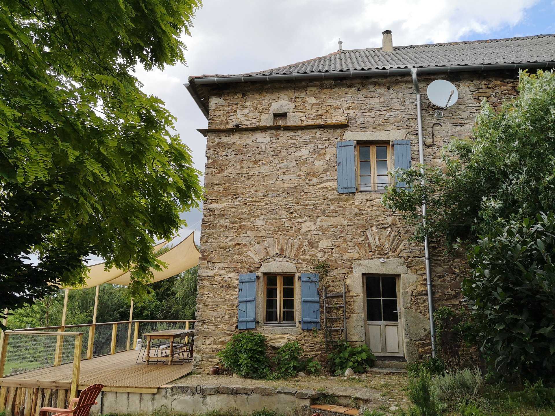 Talo sisään Najac, Occitanie 10991604