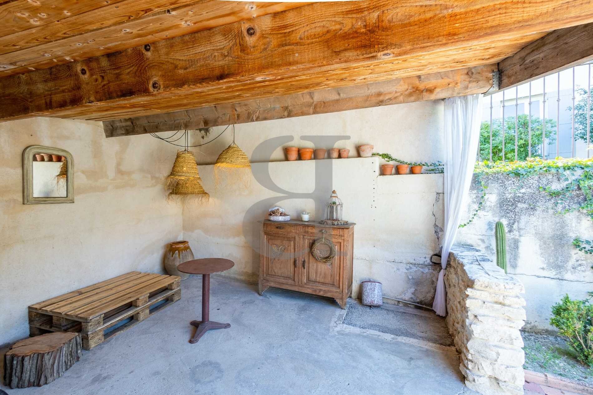 casa no Pernes-les-Fontaines, Provence-Alpes-Côte d'Azur 10991764