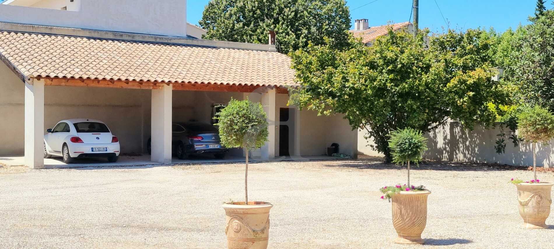 房子 在 Barbentane, Provence-Alpes-Côte d'Azur 10991794