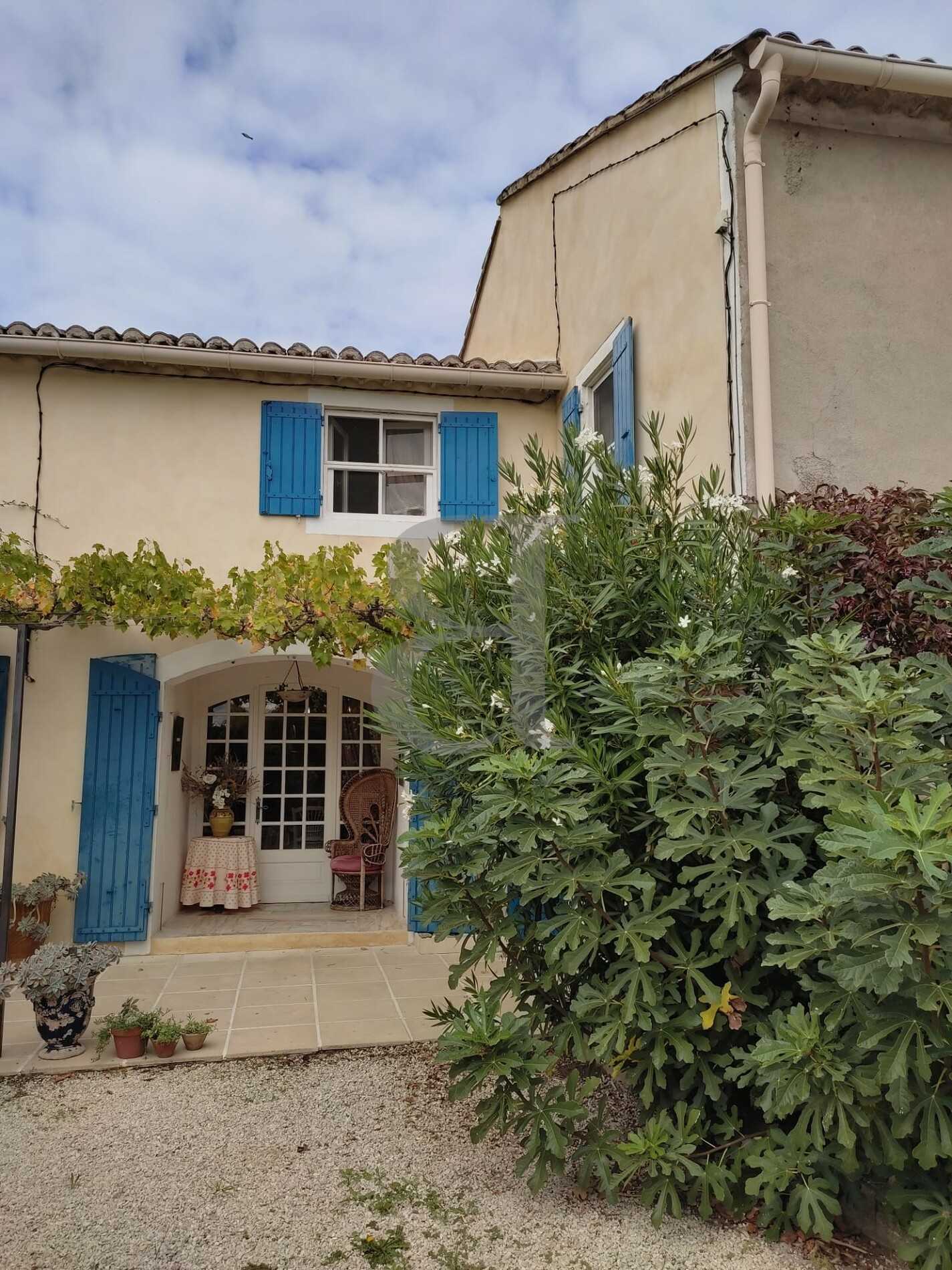 Hus i Visan, Provence-Alpes-Cote d'Azur 10992256