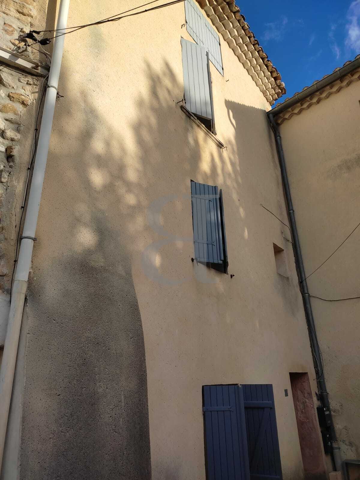House in Visan, Provence-Alpes-Cote d'Azur 10992397