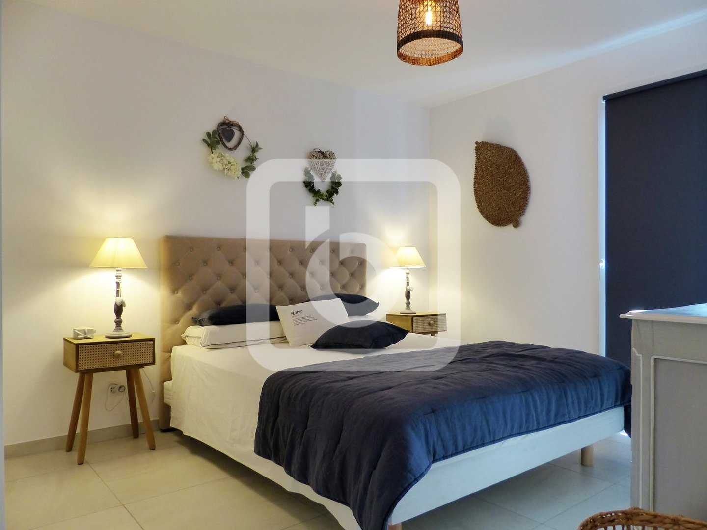 公寓 在 Sanary-sur-Mer, 普羅旺斯-阿爾卑斯-藍色海岸 10992446