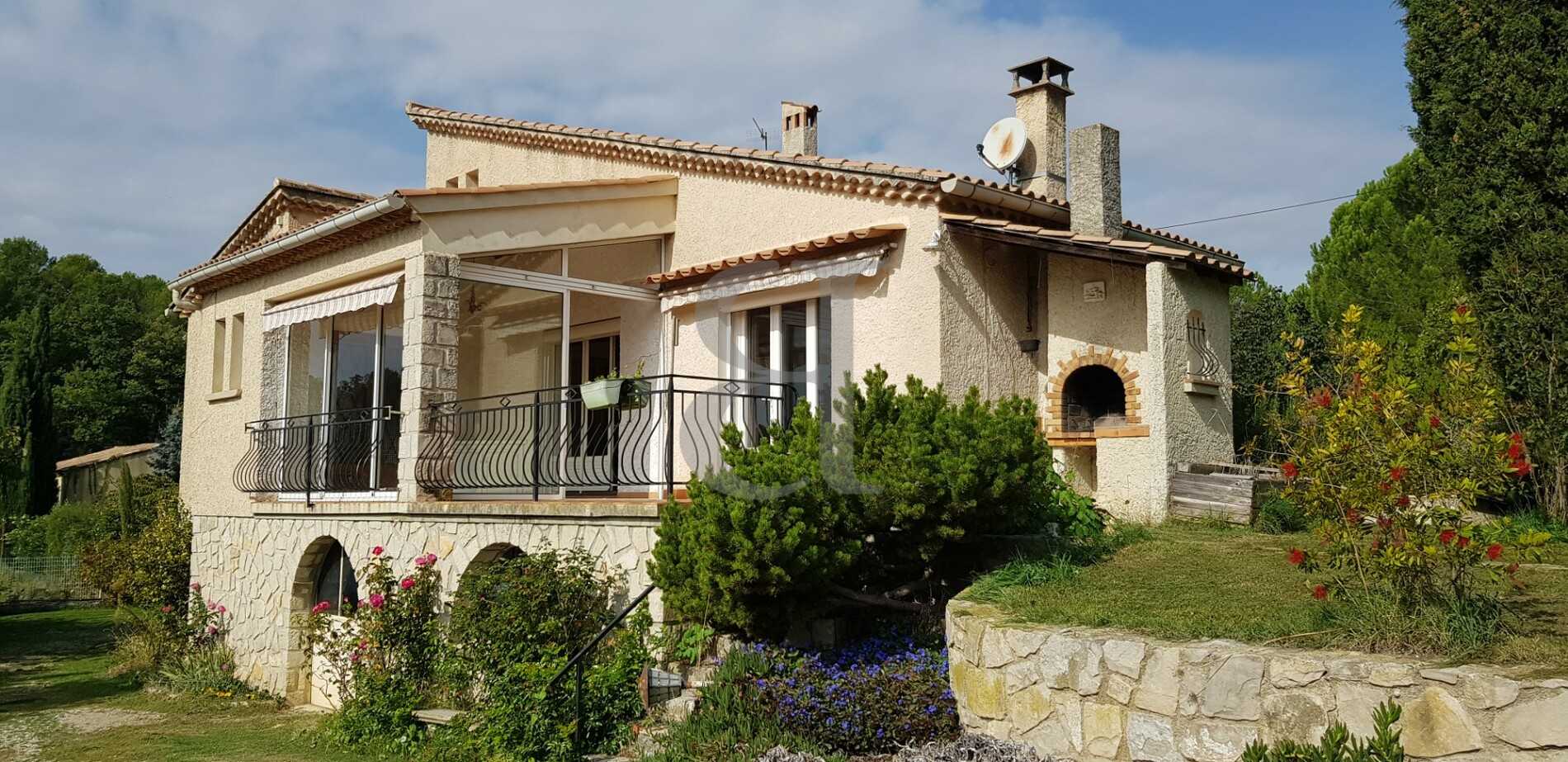 Будинок в Vaison-la-Romaine, Provence-Alpes-Côte d'Azur 10992476