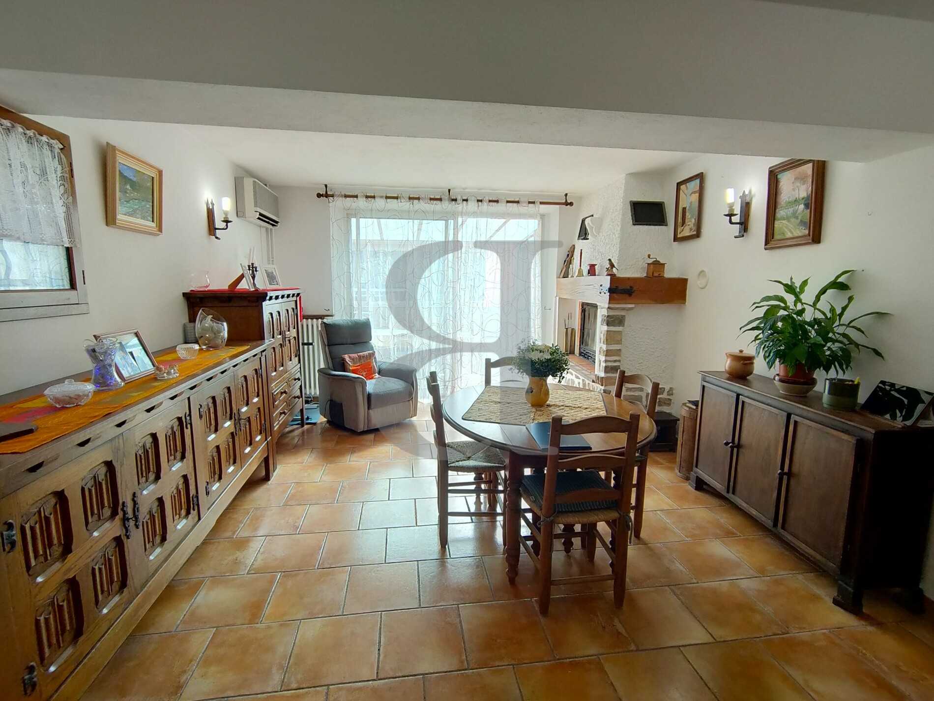 casa en Vaison-la-Romaine, Provenza-Alpes-Costa Azul 10992530