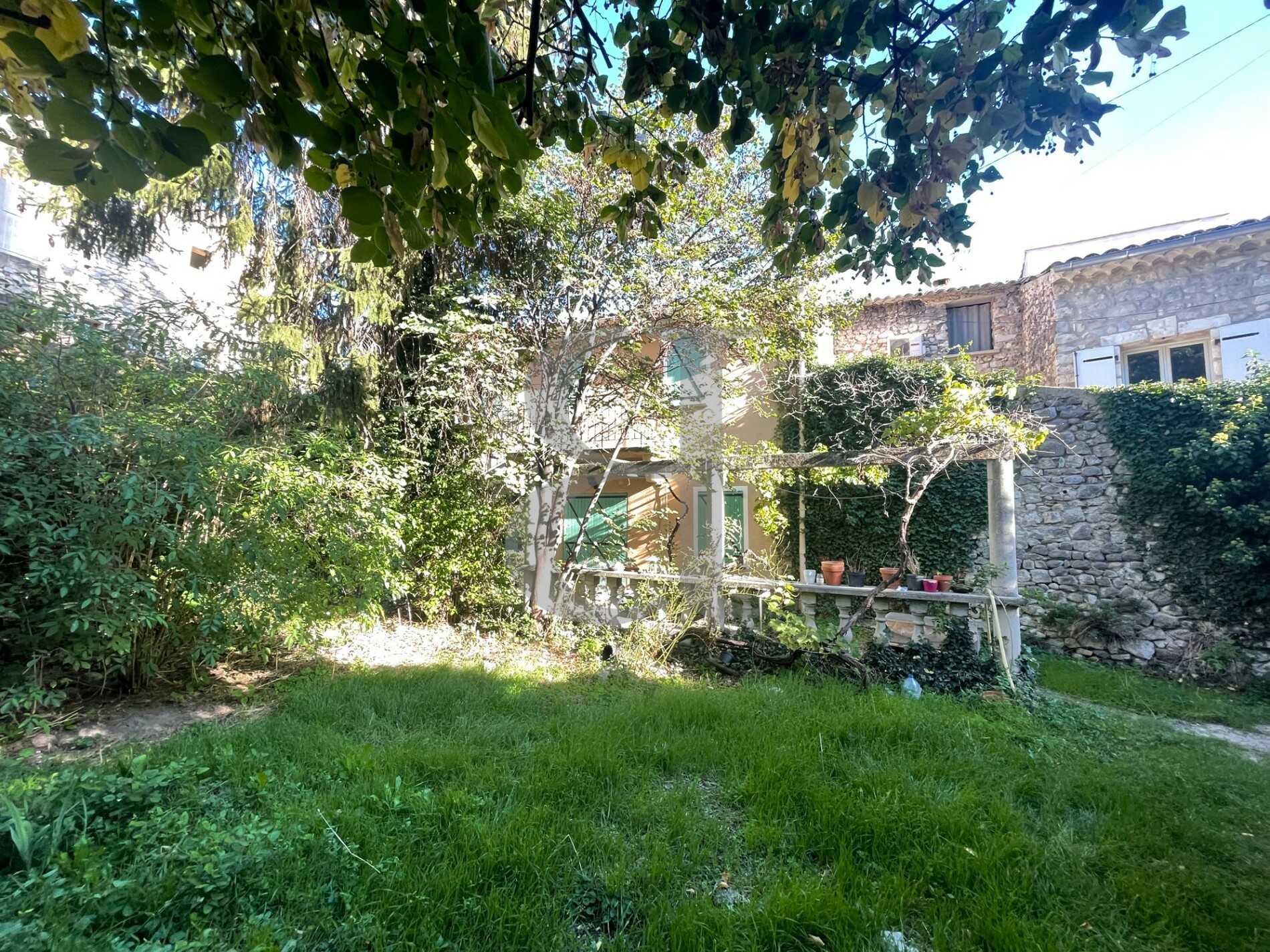 House in Buis-les-Baronnies, Auvergne-Rhone-Alpes 10992541