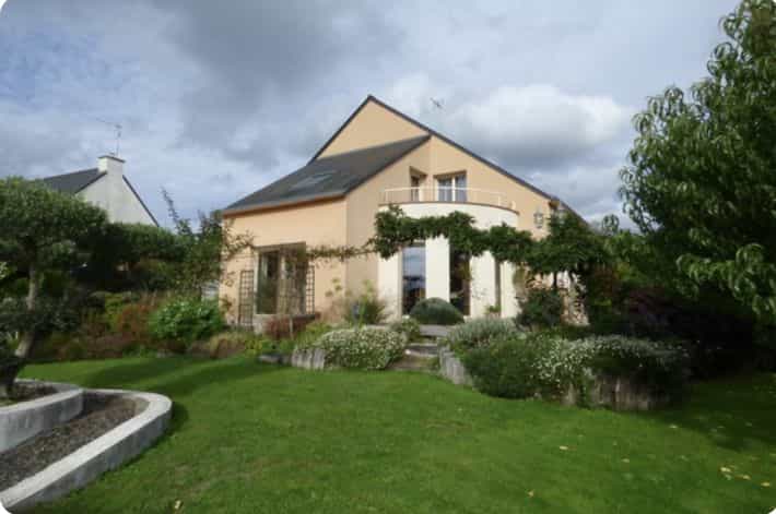 House in Monteneuf, Bretagne 10992584