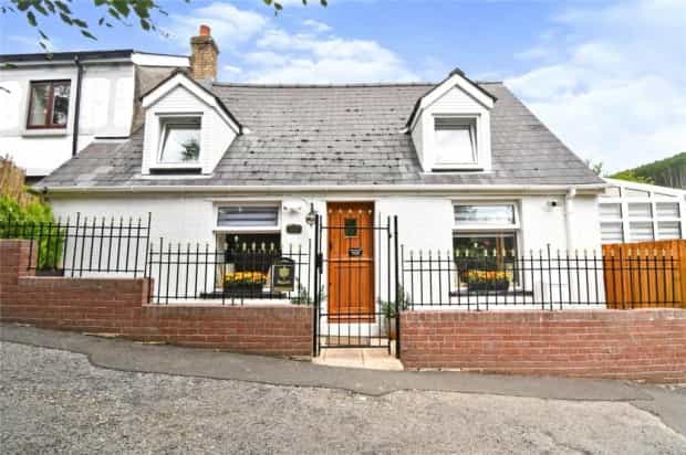 House in Newbridge, Caerphilly 10992789