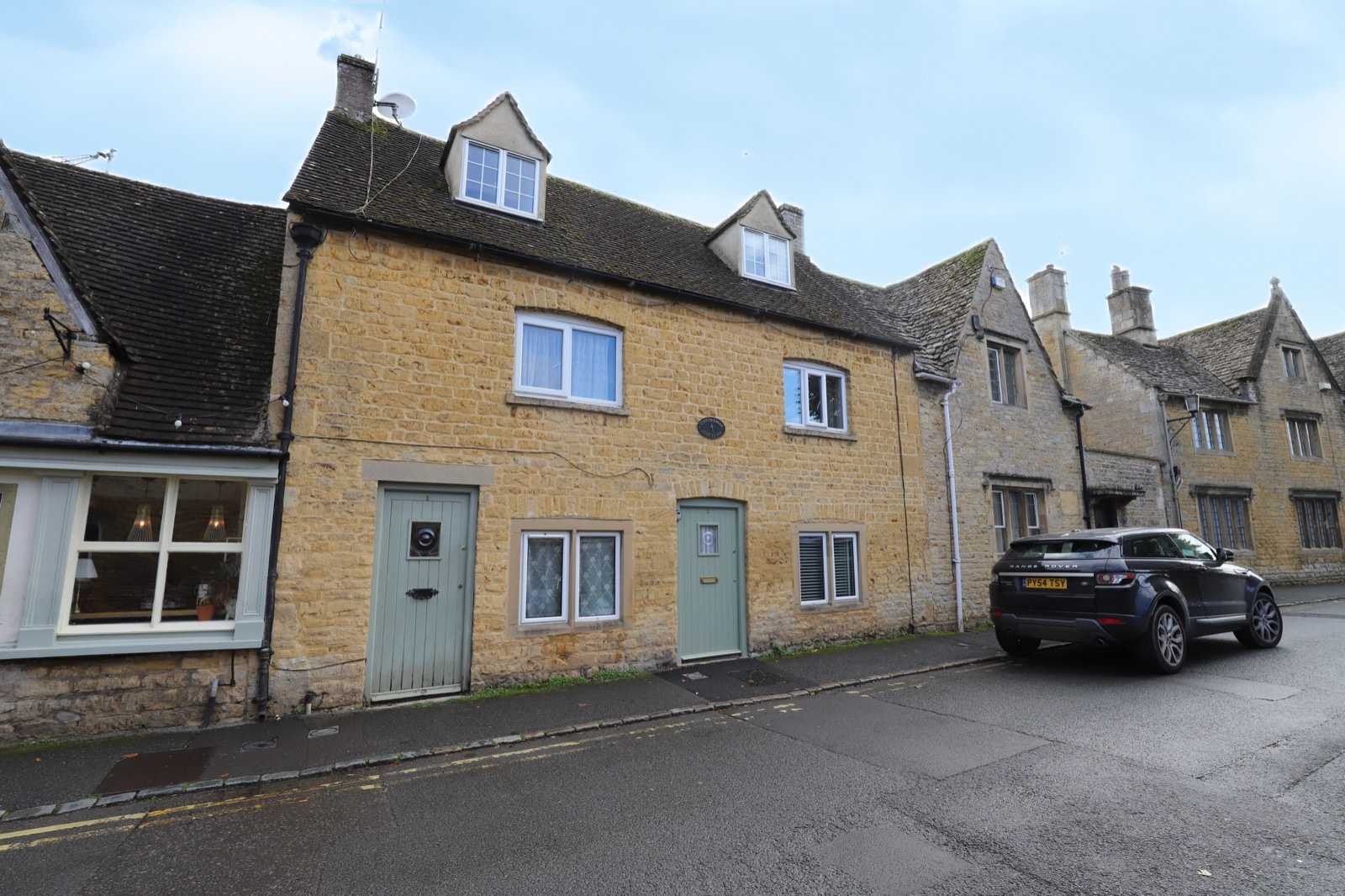 House in Bourton on the Water, Gloucestershire 10992871