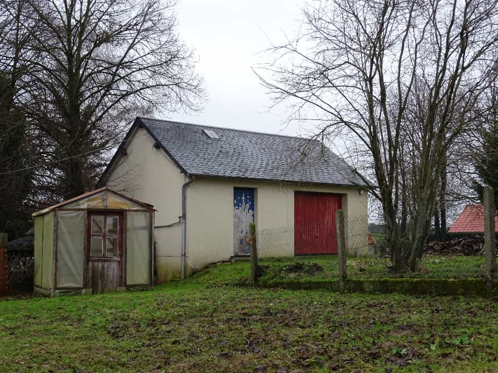 Hus i Le Mesnil-Adelee, Normandie 10993103