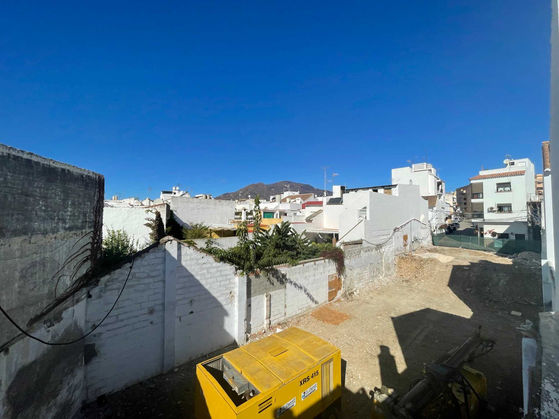 Land in Estepona, Andalusia 10993239