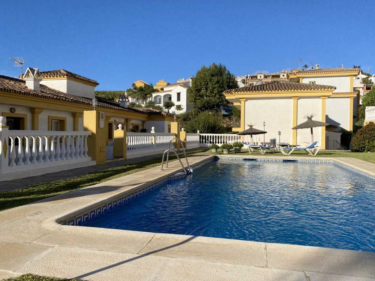 بيت في Manilva, Andalusia 10993319