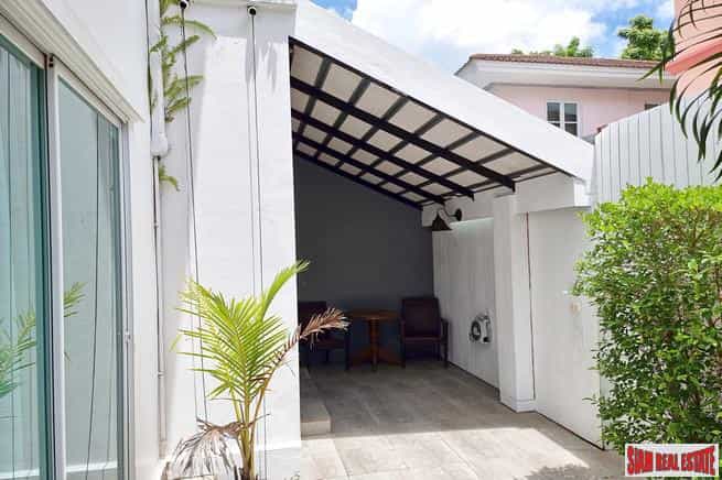 House in Chalong, Phuket 10993450