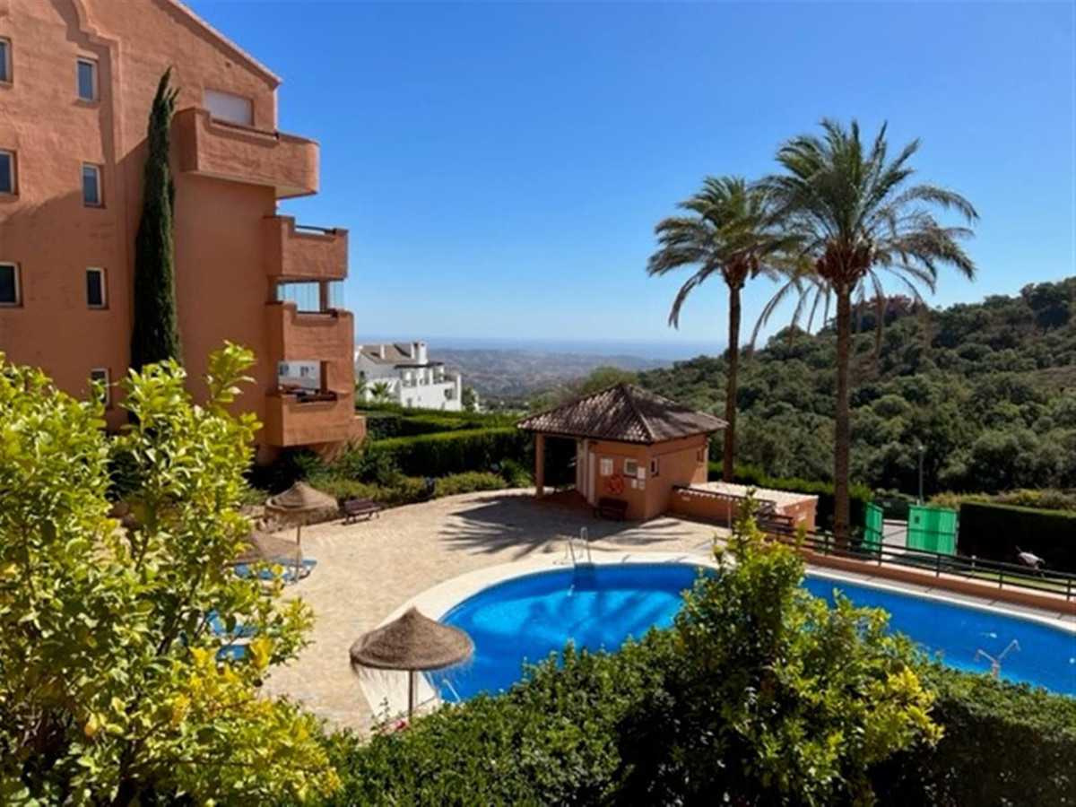 Condominium in Ojen, Andalusia 10993792