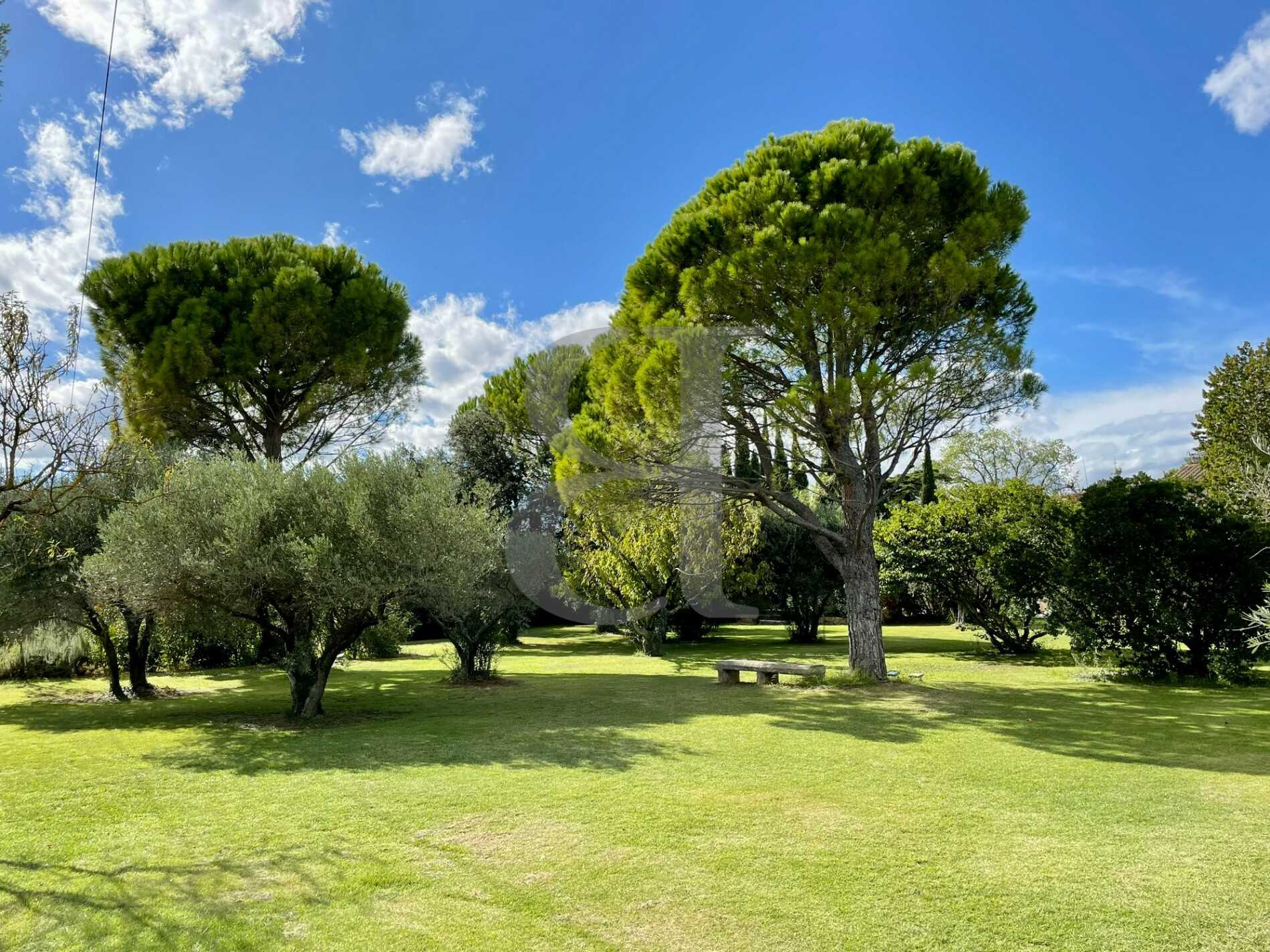 Huis in Grafzoon, Provence-Alpes-Côte d'Azur 10993817