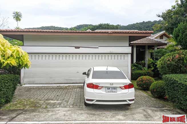 House in Chalong, Phuket 10993933