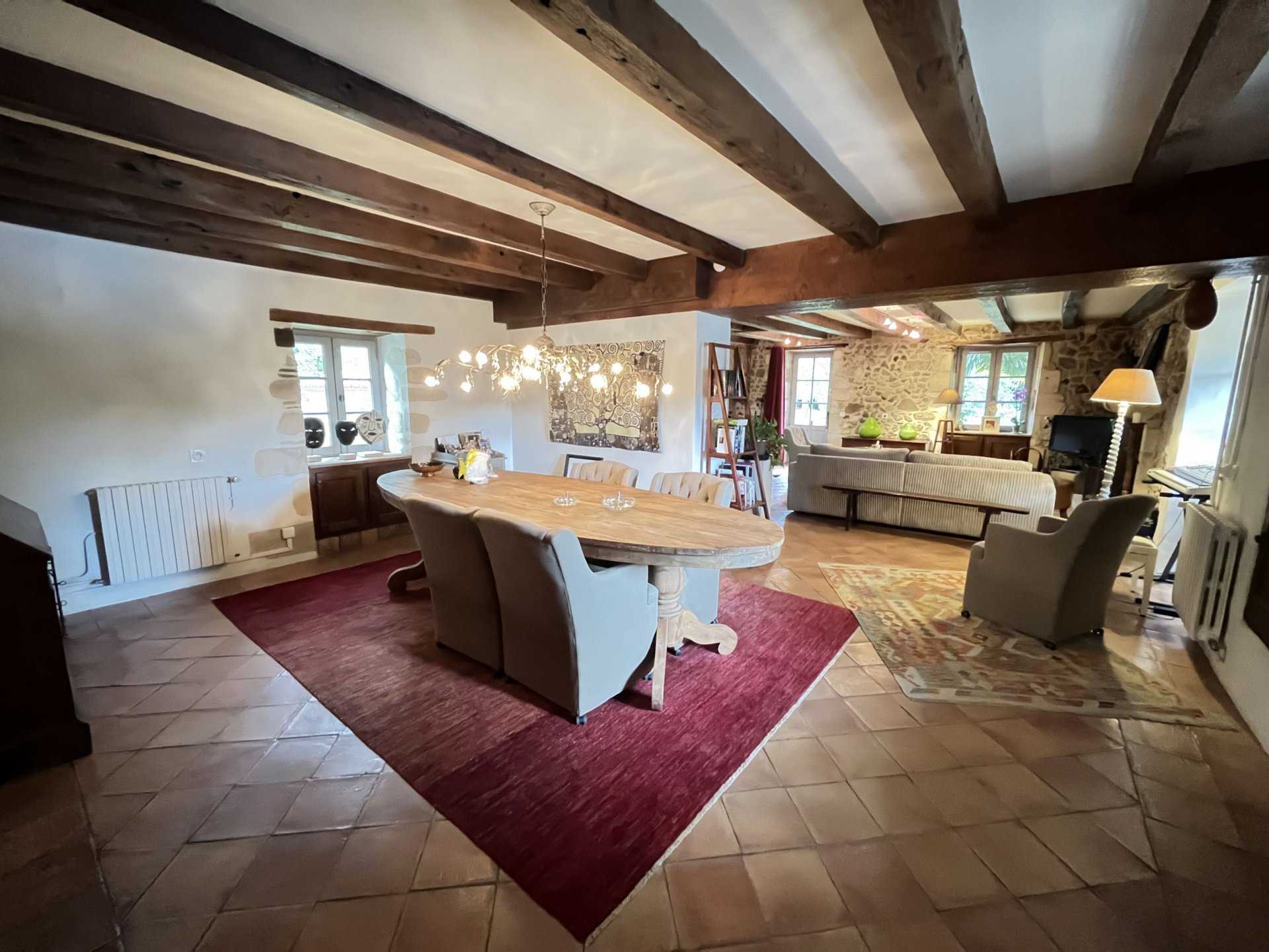 House in Persac, Nouvelle-Aquitaine 10994172