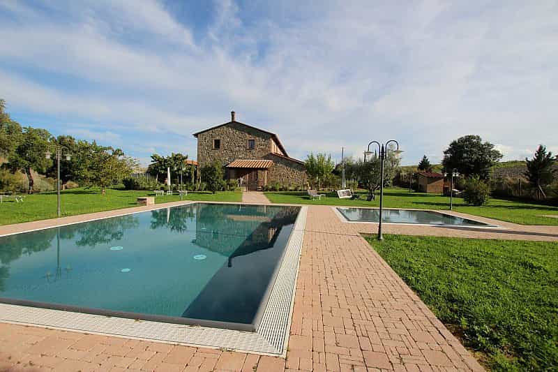 Talo sisään Chianni, Toscana 10994229
