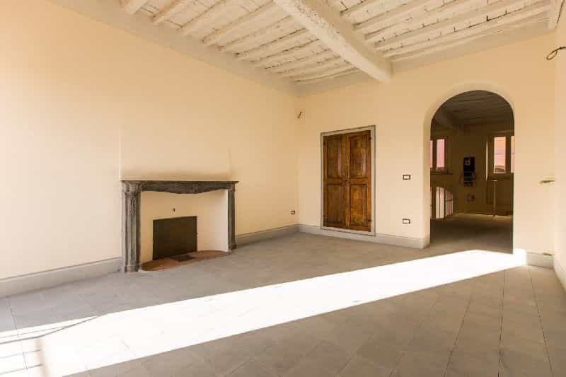 Будинок в Terricciola, Toscana 10994235