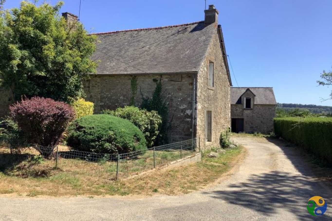 rumah dalam Le Mené, Brittany 10994320