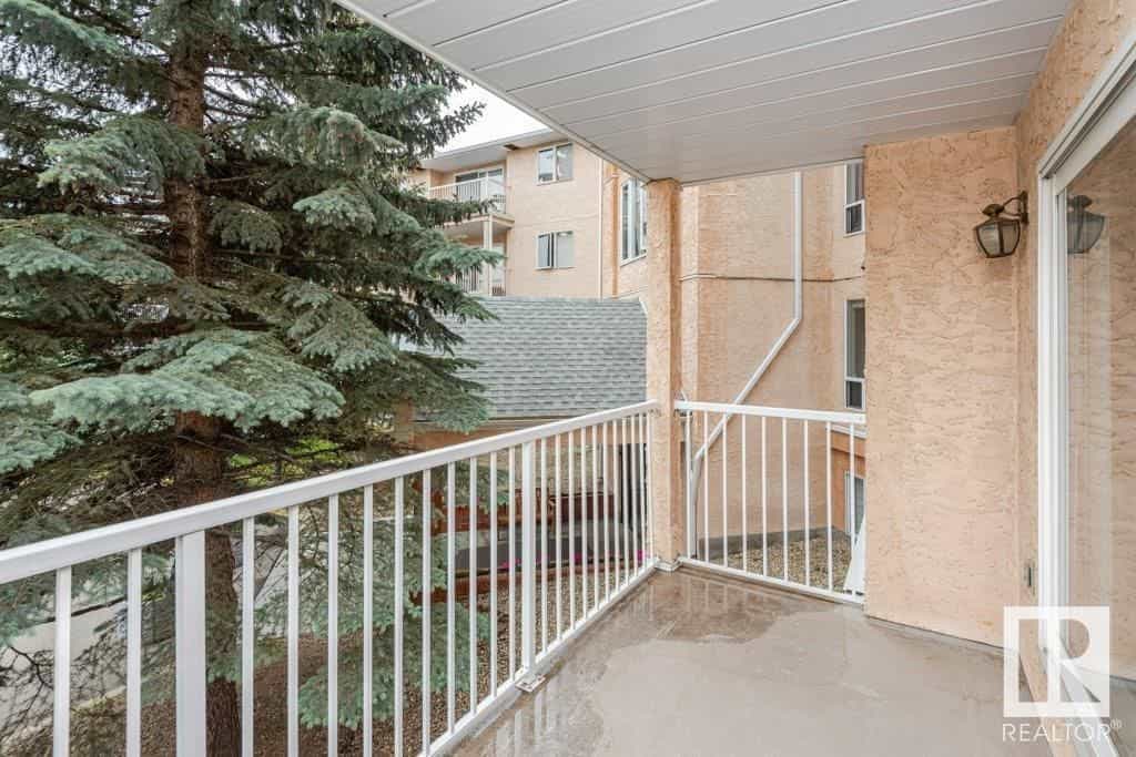 Condominium in Edmonton, Alberta 10994377