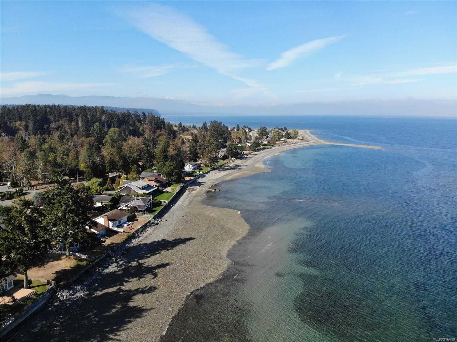 Hus i Qualicum Beach, British Columbia 10994459