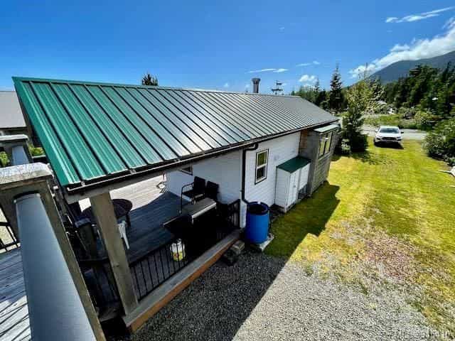 Sbarcare nel Ucluelet, British Columbia 10994604
