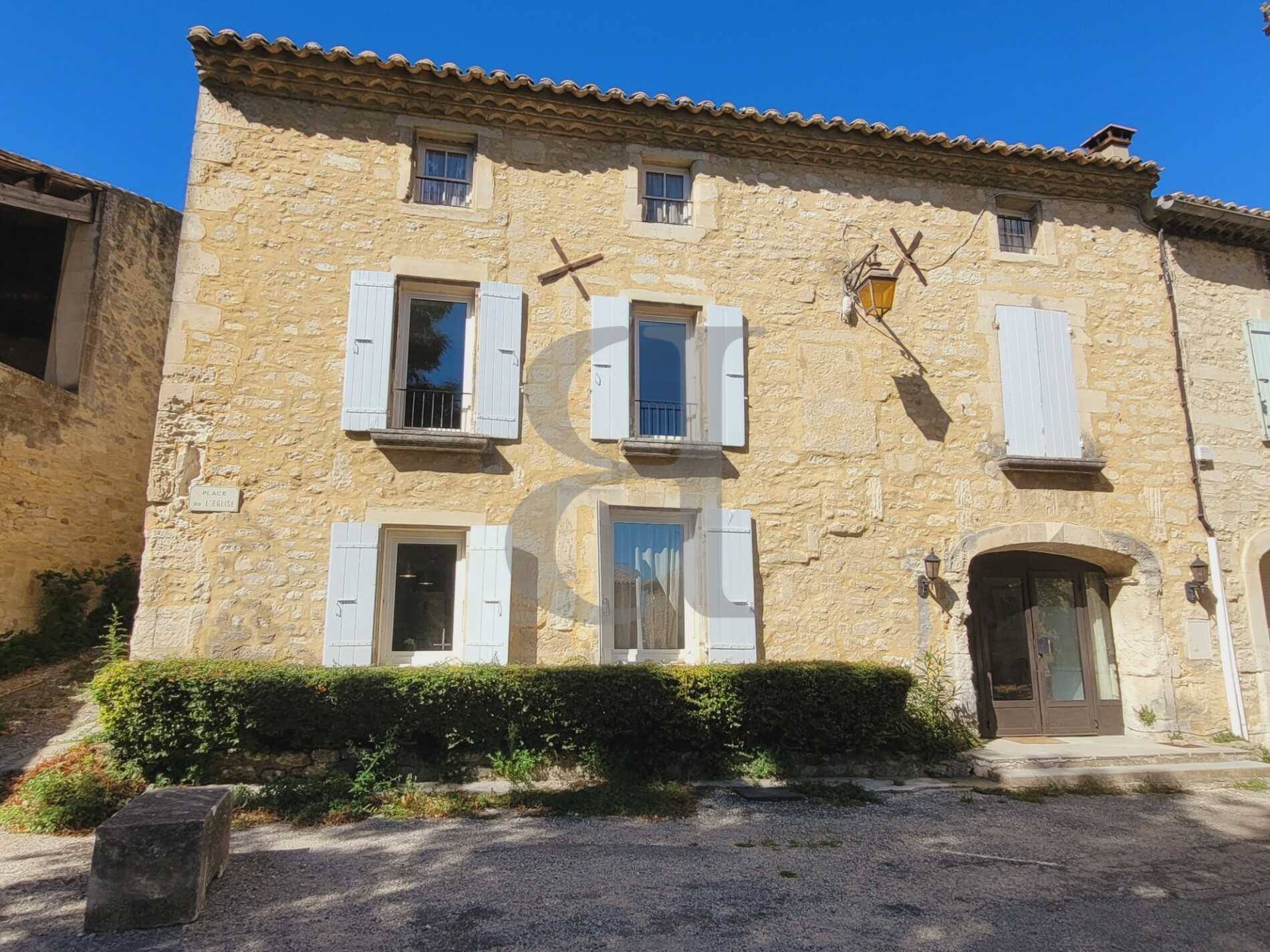 casa en Saint-Restitut, Auvergne-Rhône-Alpes 10994635