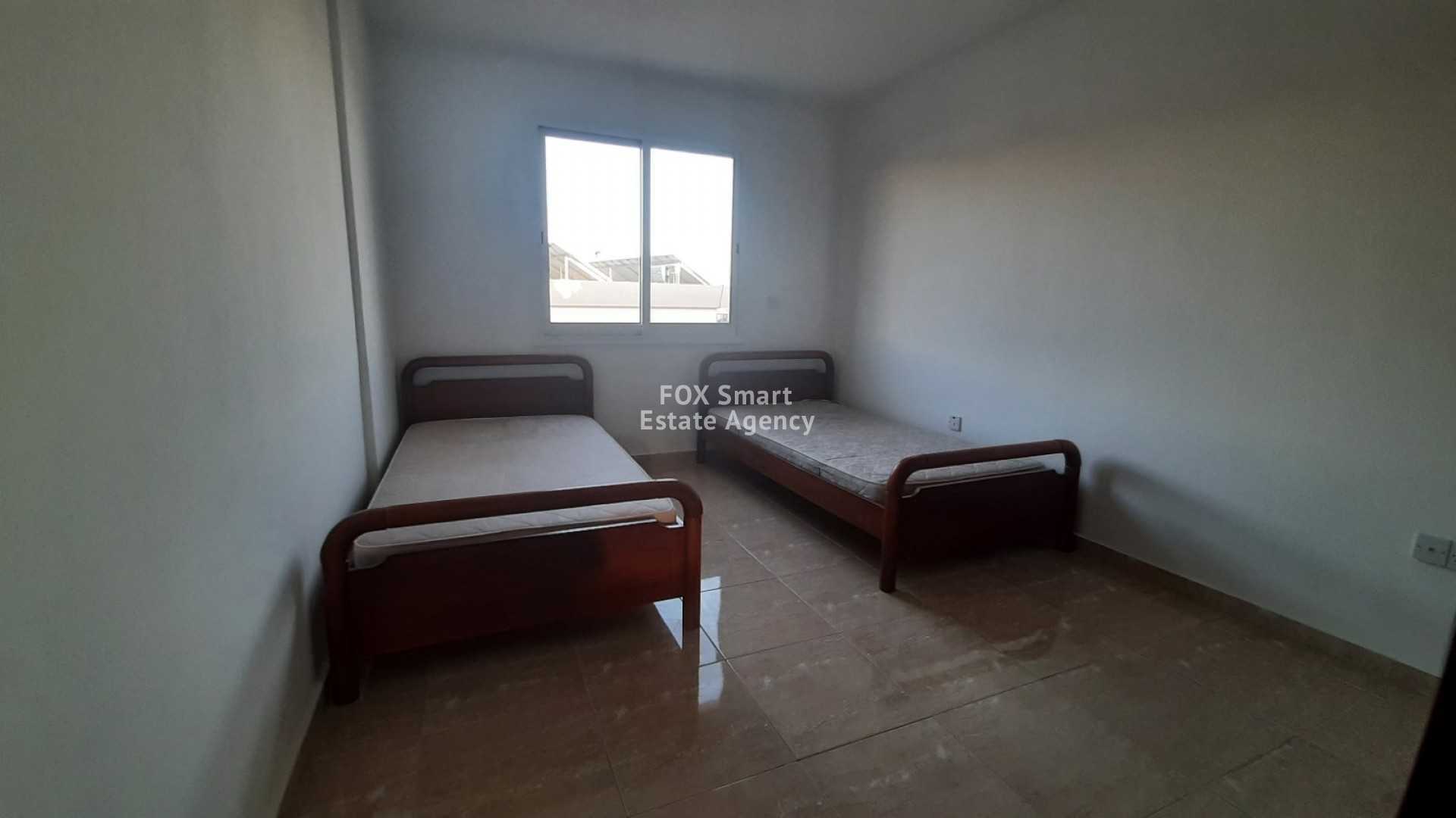 Condominium in Kissonerga, Pafos 10995021