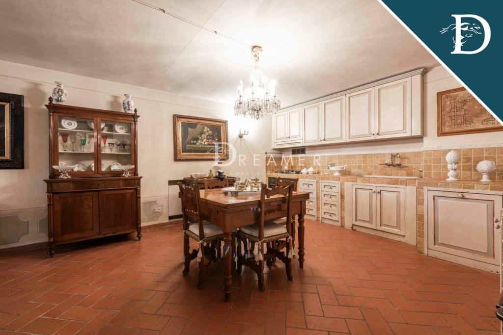 Dom w Calenzano, Tuscany 10995053