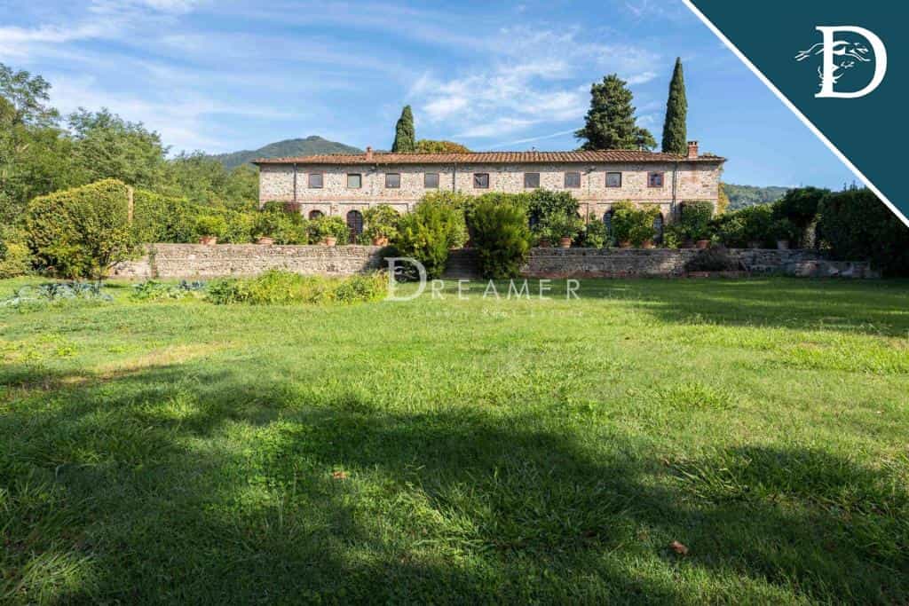 Talo sisään Capannori, Tuscany 10995061