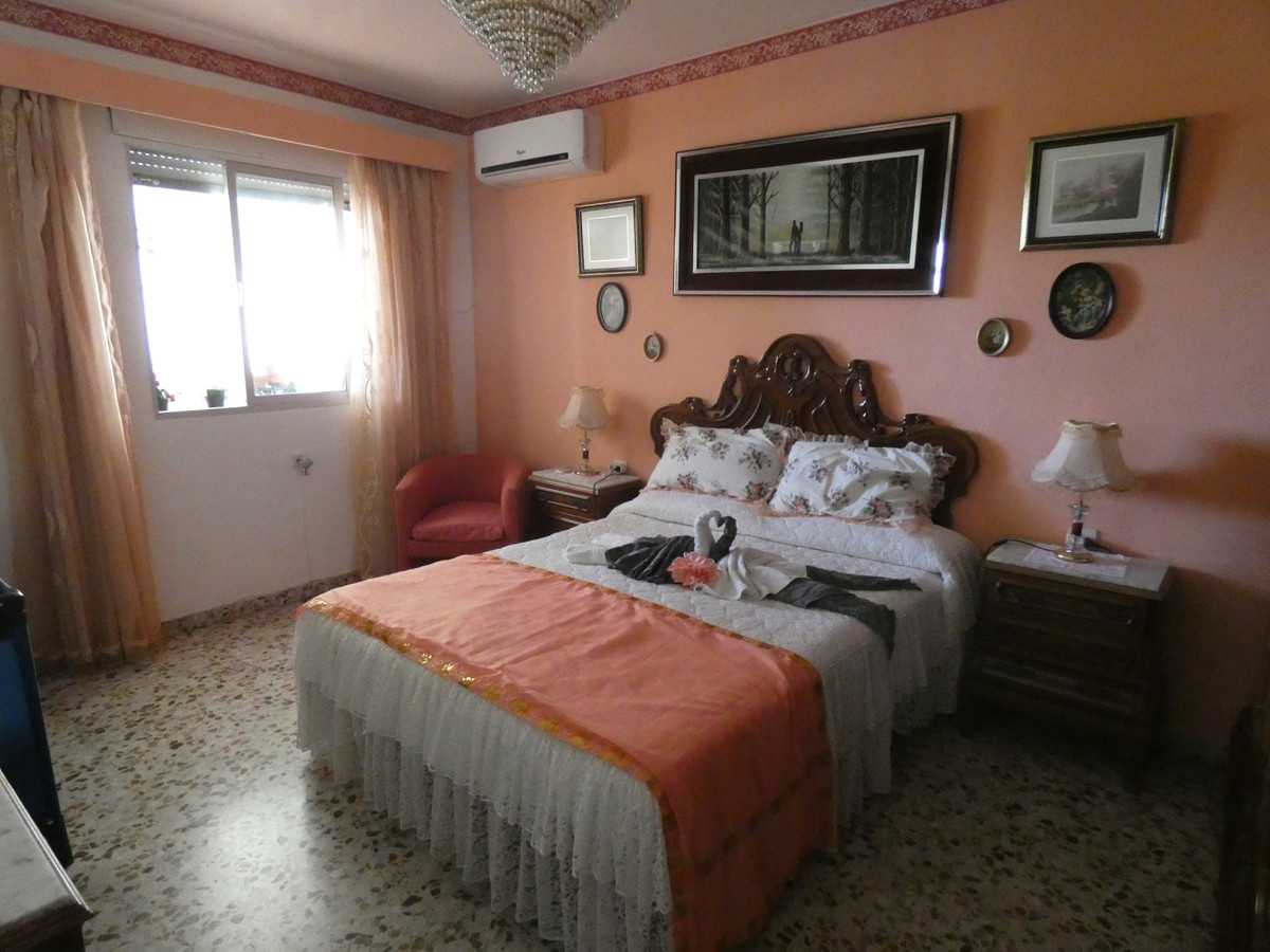 Dom w Alhaurín el Grande, Andalucía 10995153
