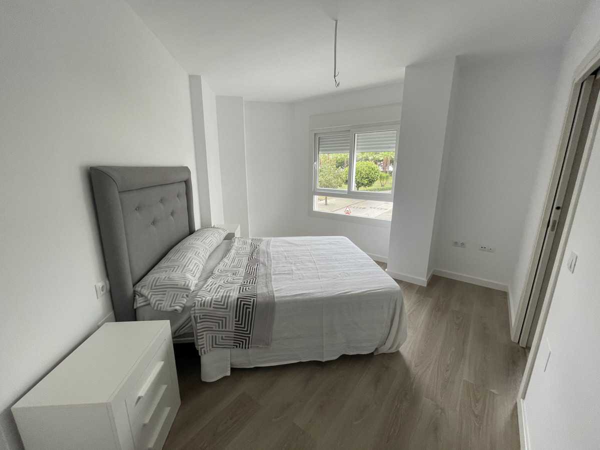 Condominium in Marbella, Andalucía 10995240