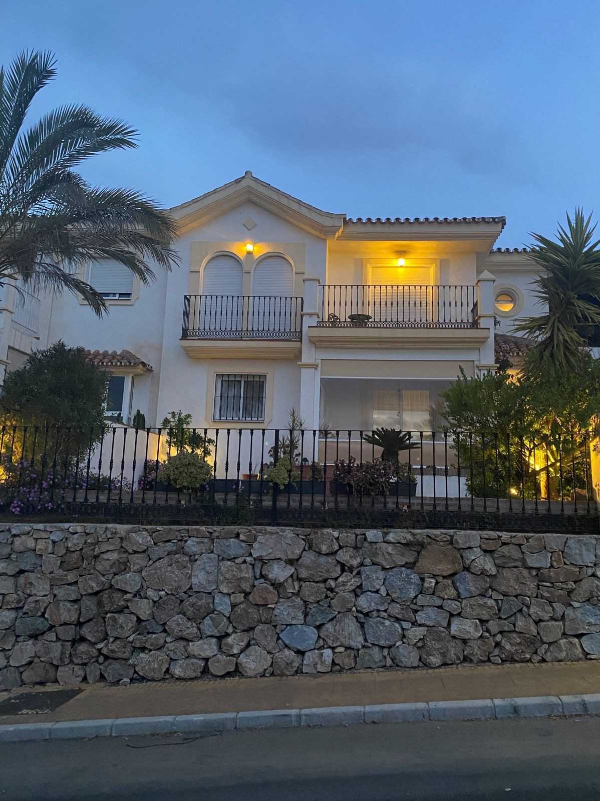 House in Monda, Andalusia 10995324