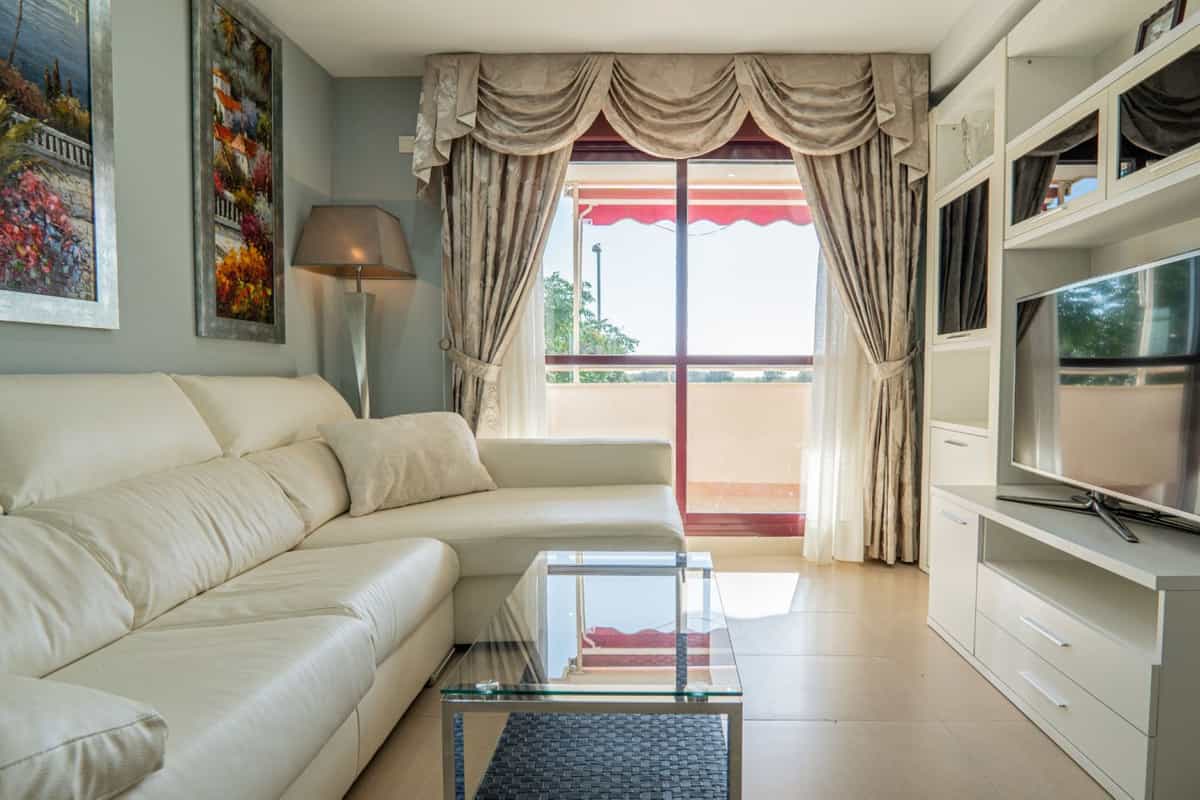 Condominium in Torre del Mar, Andalusië 10995461