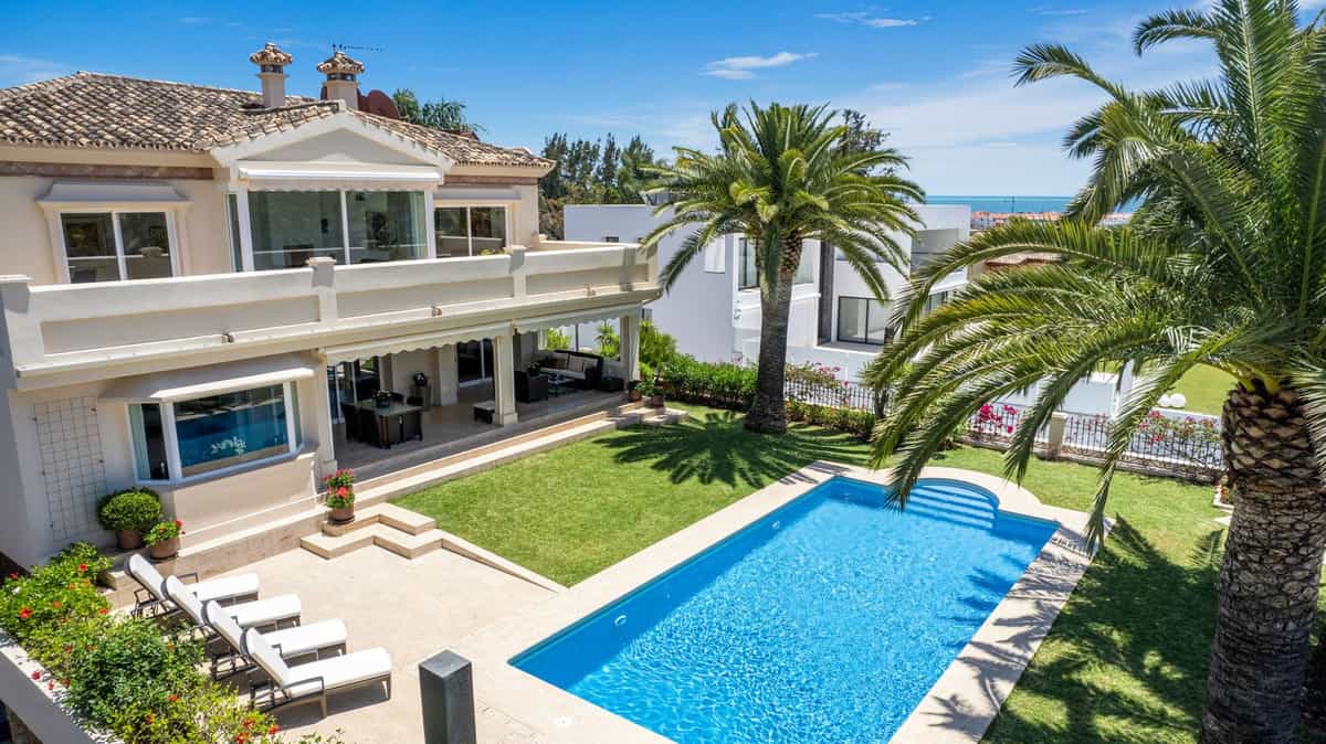 House in Marbella, Andalucía 10995594