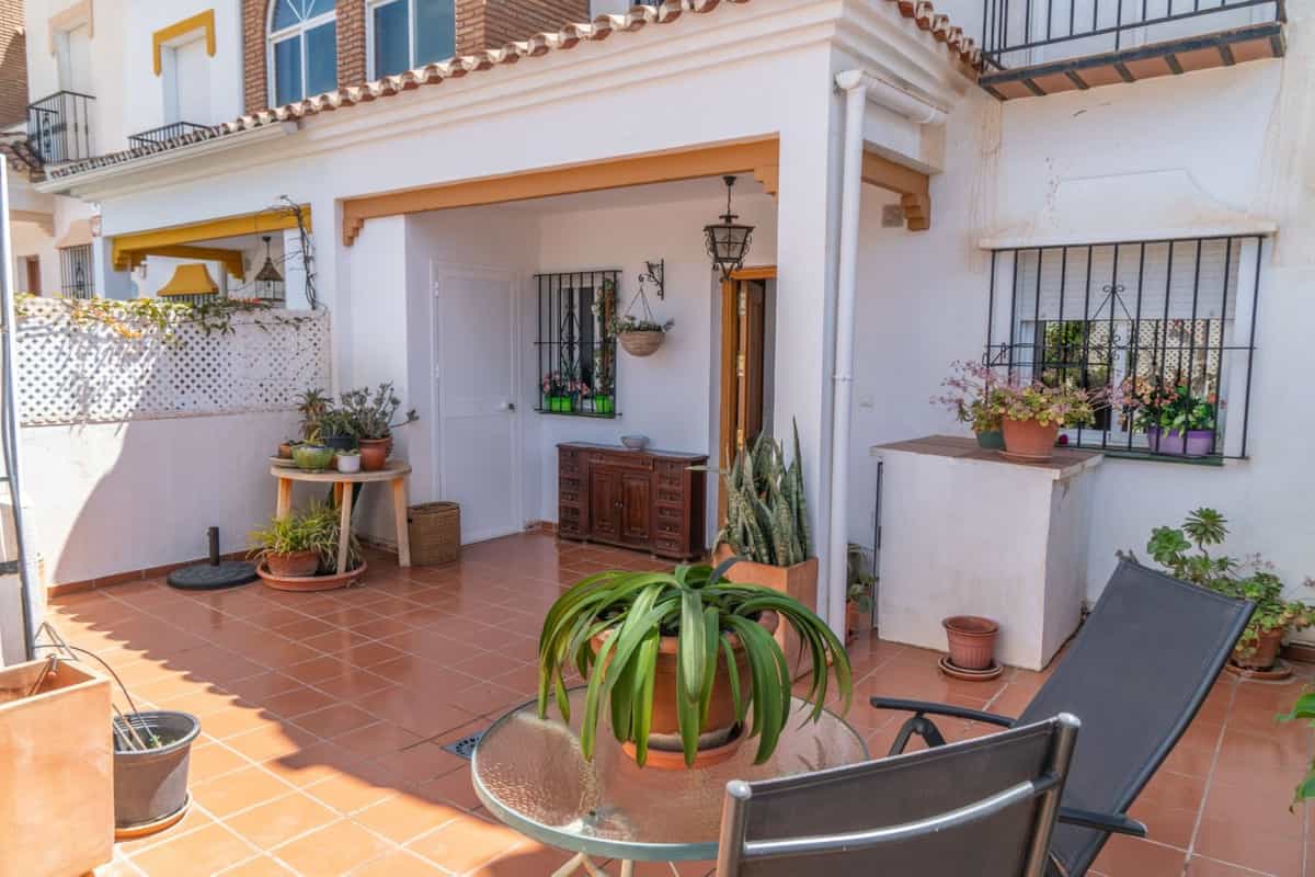casa no Rincón de la Victoria, Andaluzia 10995605