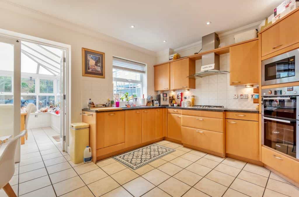 House in West Wickham, Bromley 10995748