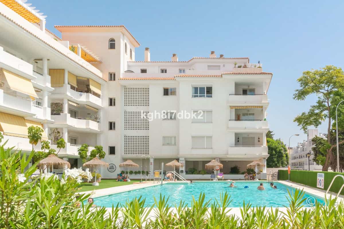 Condominium in Benalmadena, Andalusia 10996012