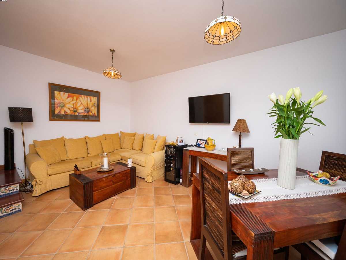 Condominium in Fuengirola, Andalusia 10996076