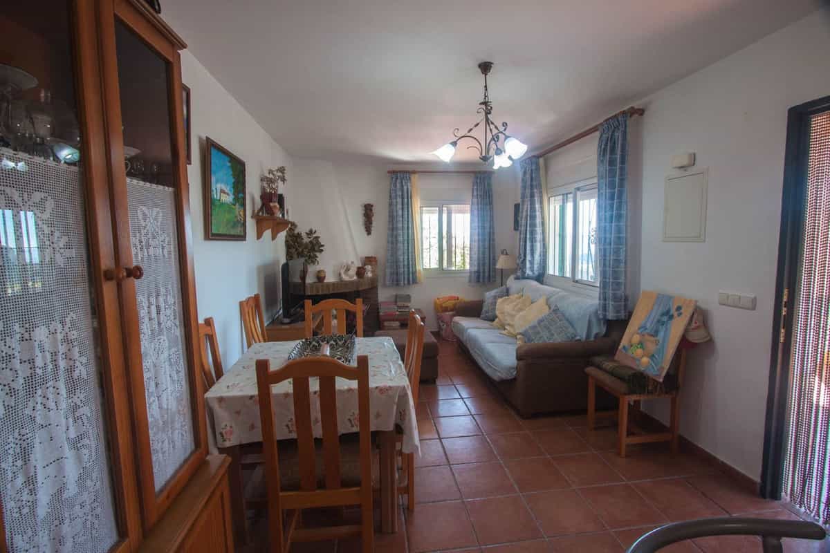 жилой дом в Casares, Andalusia 10996379