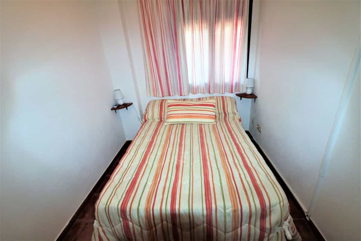 Квартира в Casares, Andalusia 10996409